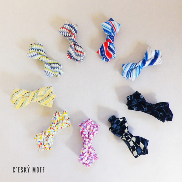CESKYMOFFの9本の蝶ネクタイを円形に美しく配置