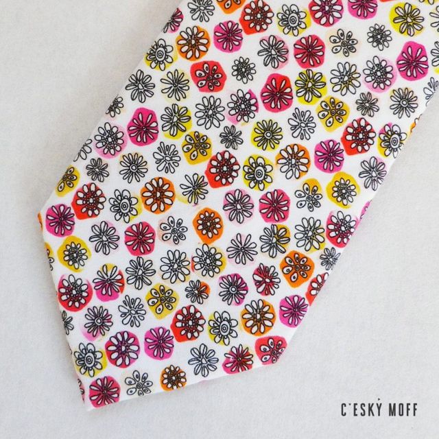 ネクタイのおすすめ結び方 結婚式 披露宴 パーティ編 エルドリッジノット Cesky Moff チェスキーモフ